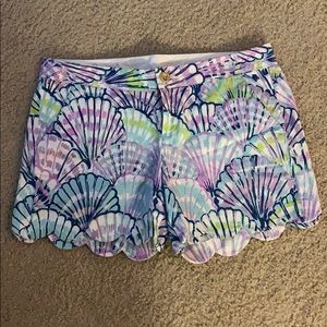 Lilly Pulitzer buttercup shorts size 6.